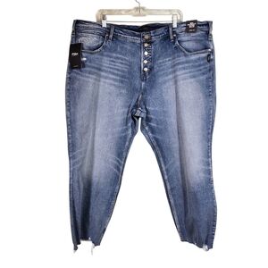 NWT Silver Jeans  Plus Size Beau Boyfriend High Rise Slim Leg Jeans- sz 24W